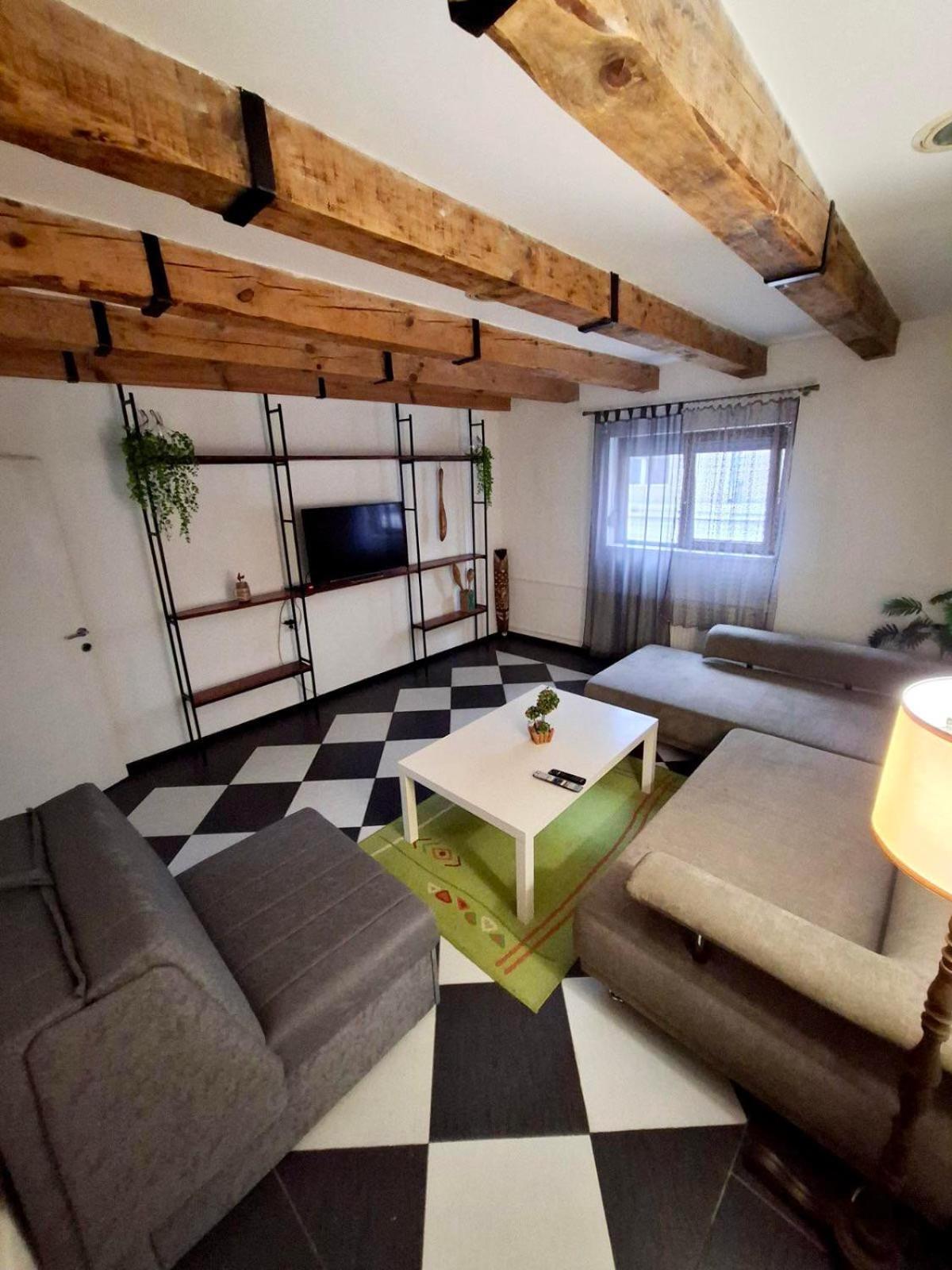 Downtown Apartment Ниш Екстер'єр фото